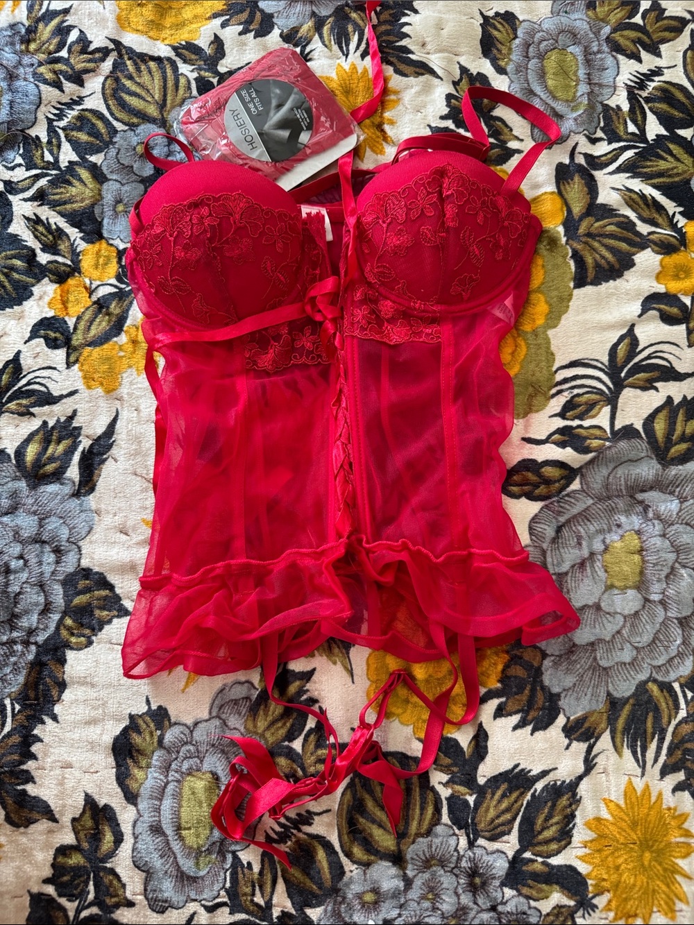 NWT Cato Red Lace Bustier with Sheer Mesh & Garter Straps
